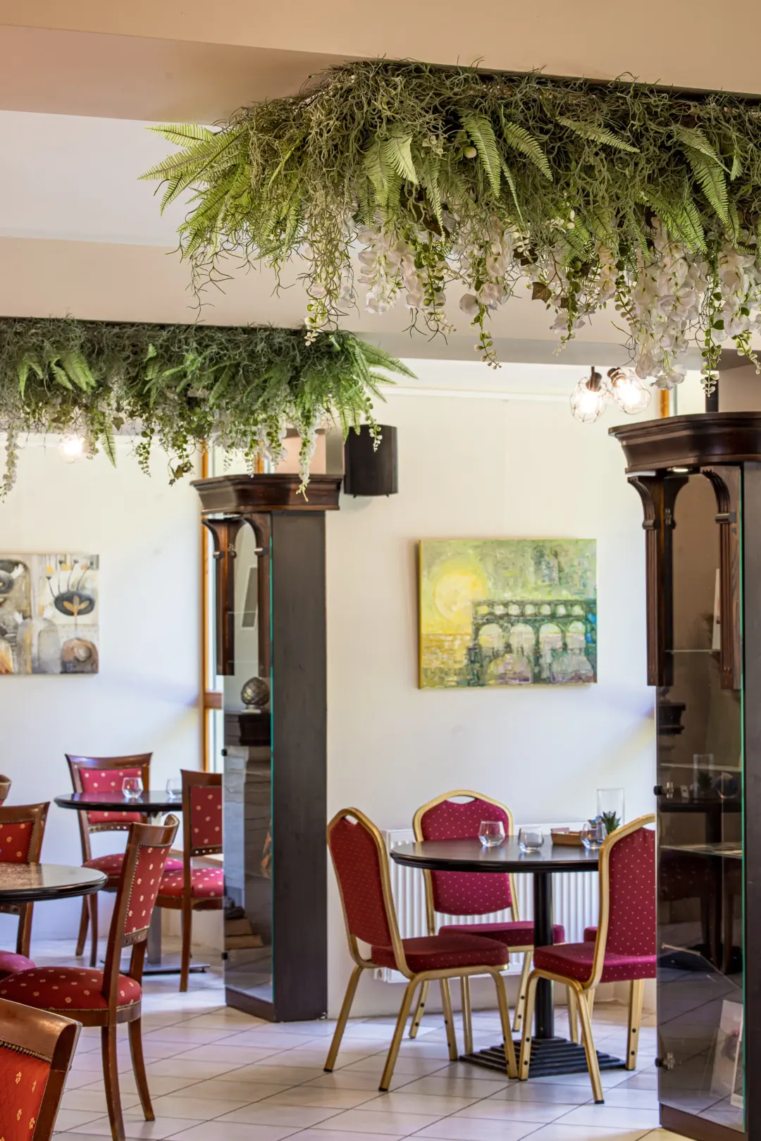 Lounge with works by Lithuanian artists