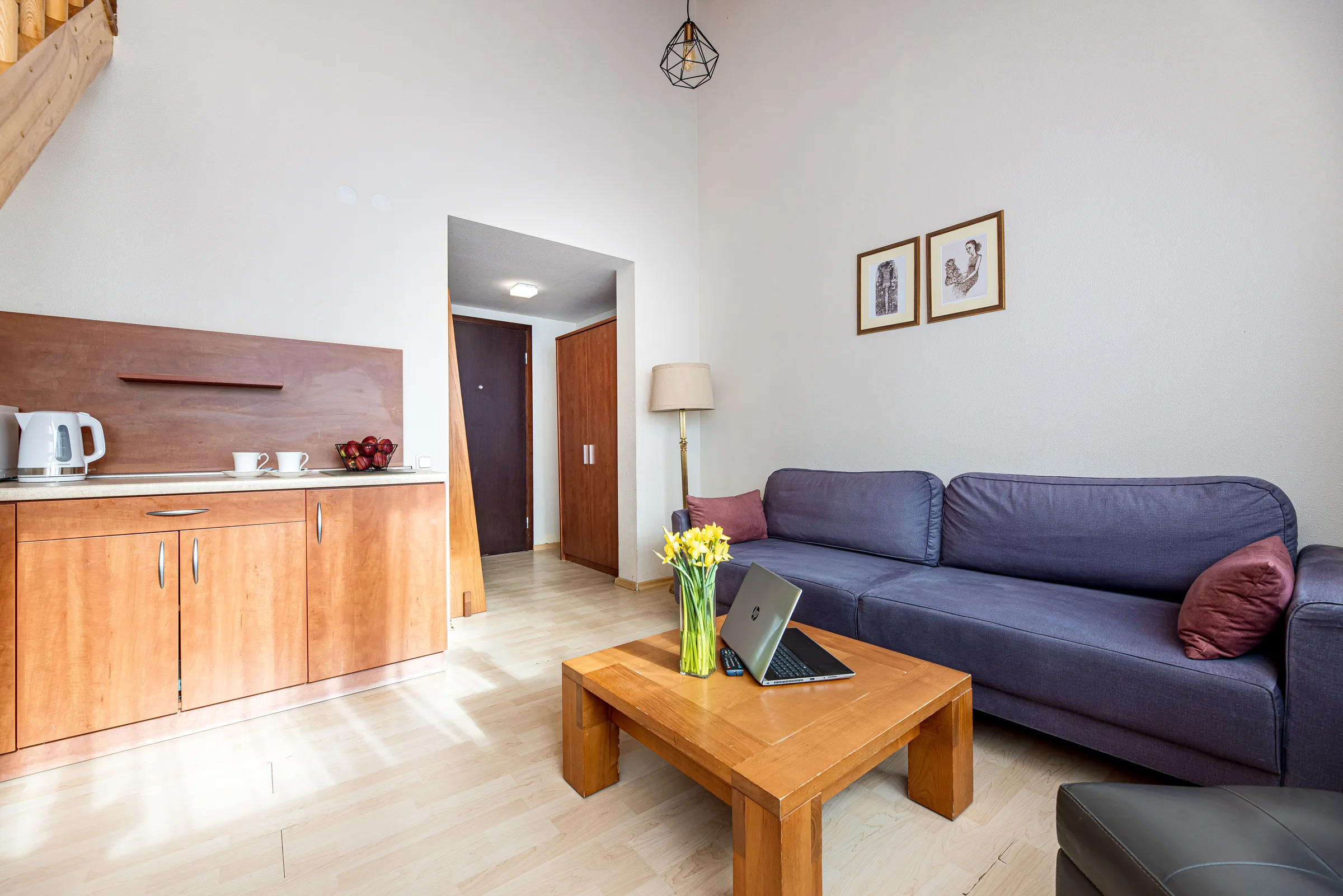Three-bedroom apartment living room